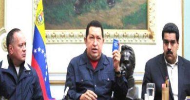 Reactivan cuenta de Twitter de Chávez