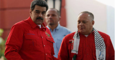 Maduro y Cabello arremeten contra diputados tras sanciones de EE UU