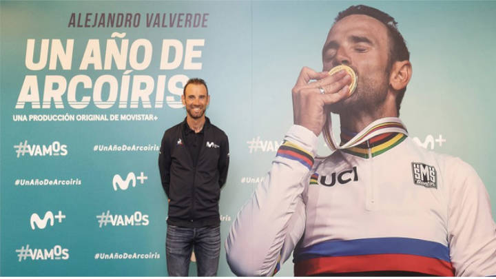Valverde superó su problema y logra situarse en el segundo lugar del podio.